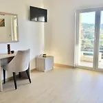 Apartment Fancy Dream - Modern One Bedroom With Balcony And Sea View 3 Brna