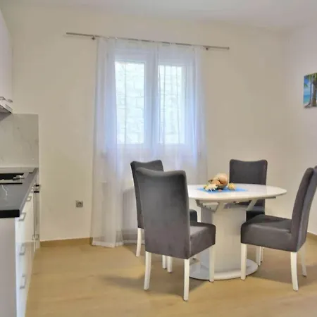 Apartment Fancy Dream - Modern One Bedroom With Balcony And Sea View 3 Brna