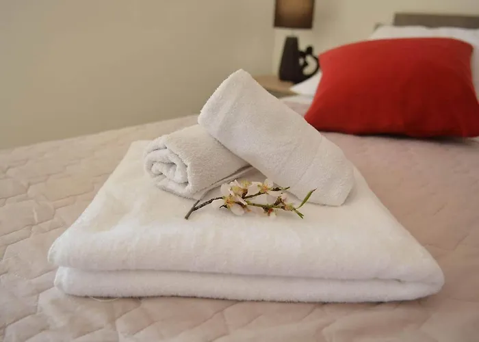 Apartman Fancy Dream - Modern One Bedroom With Balcony And Sea View 3 *