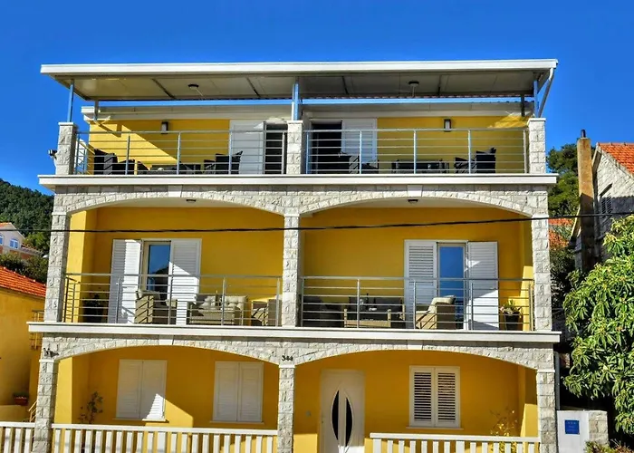 Apartman Fancy Dream - Modern One Bedroom With Balcony And Sea View 3