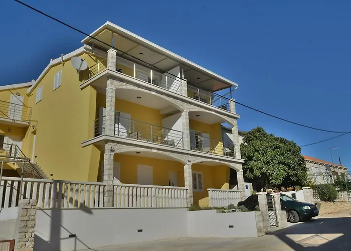 Fancy Dream - Modern One Bedroom With Balcony And Sea View 3 Apartman Brna